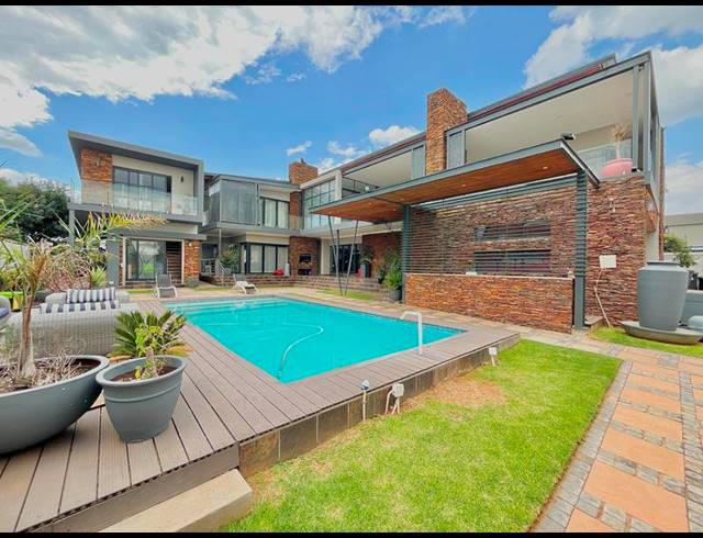 4 BEDROOM HOUSE FOR SALE IN NORTHCLIFF
